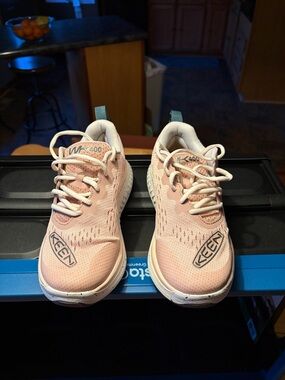 Keen Light Pink women’s ' Athletic Sneakers with Gray Accents